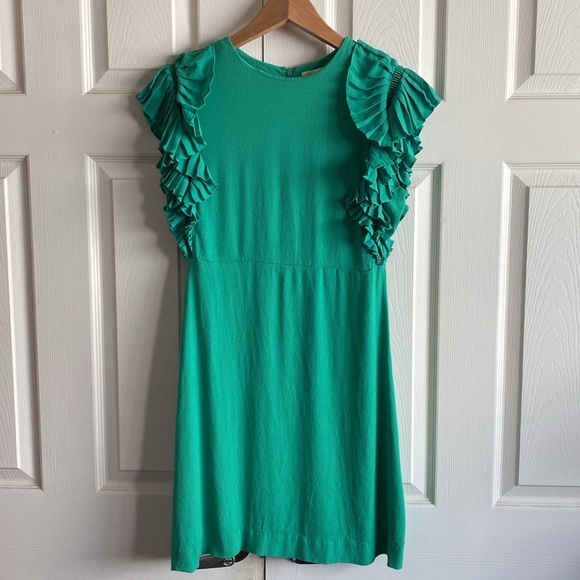 •Maje Green 👗 with Pleated sleeves - Picture 2 of 8